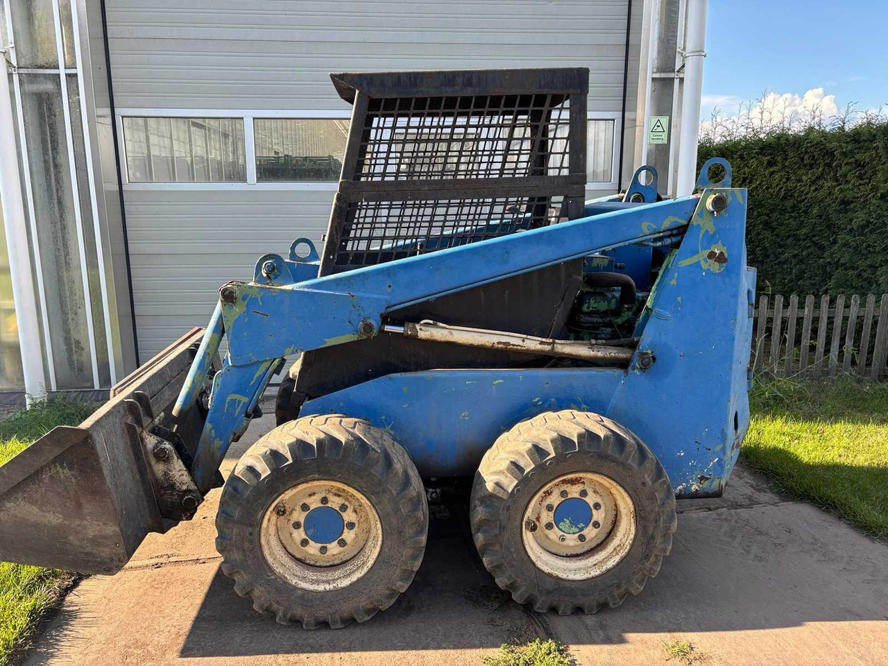 Bobcat 825 - Φορτωτής πλάγιας ολίσθησης: φωτογραφία 4 Bobcat 825 - Φορτωτής πλάγιας ολίσθησης: φωτογραφία 4