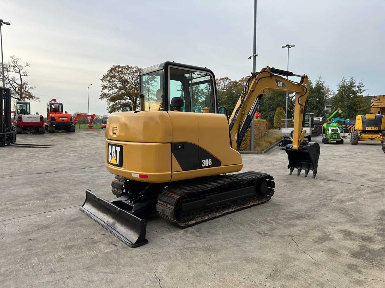 CATERPILLAR - 2011 - 306 - MIDI EXCAVATOR - Εκσκαφέας: φωτογραφία 4 CATERPILLAR - 2011 - 306 - MIDI EXCAVATOR - Εκσκαφέας: φωτογραφία 4