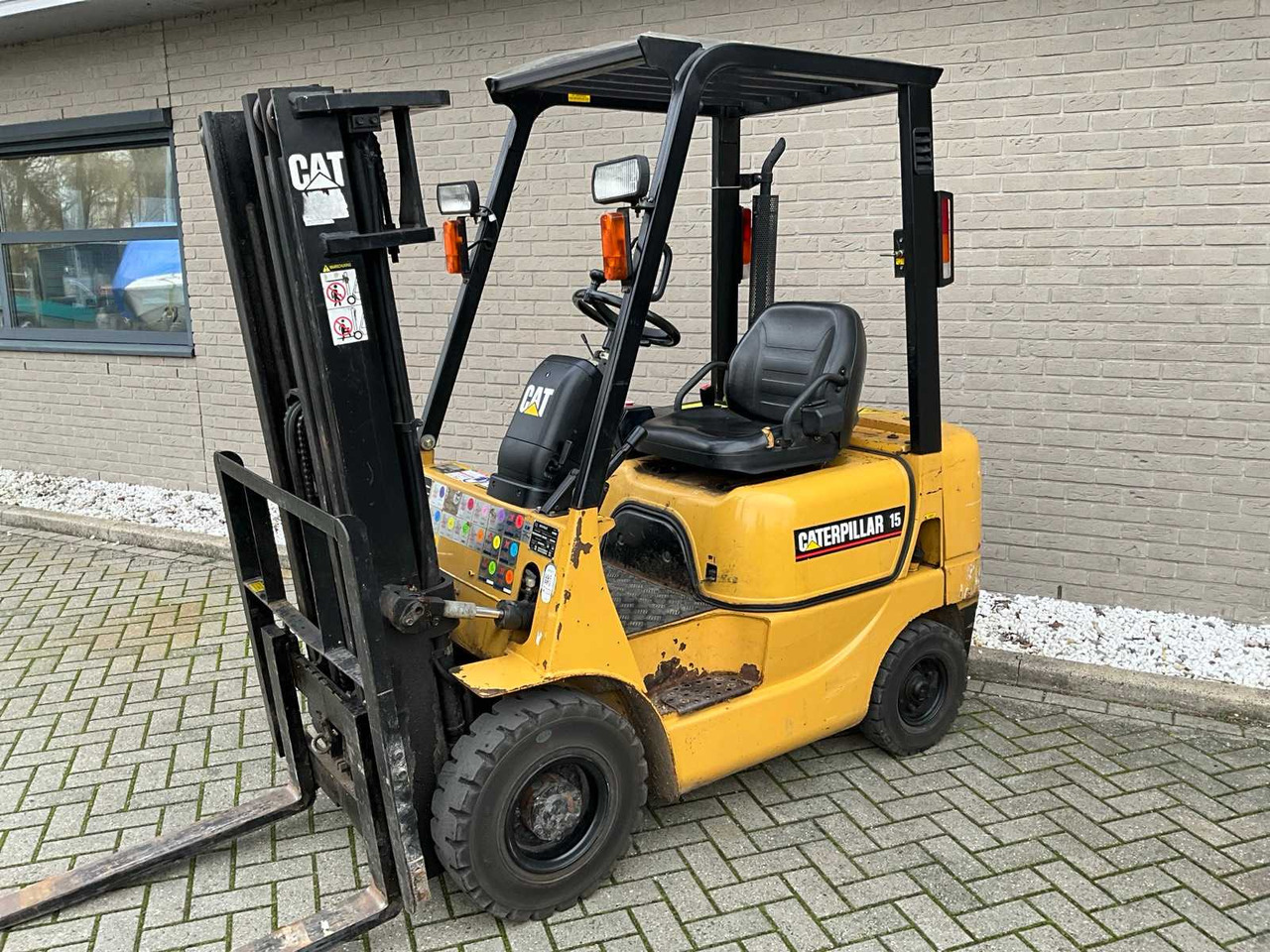 CATERPILLAR - DP15K - FORKLIFT - Περονοφόρο όχημα: φωτογραφία 2 CATERPILLAR - DP15K - FORKLIFT - Περονοφόρο όχημα: φωτογραφία 2