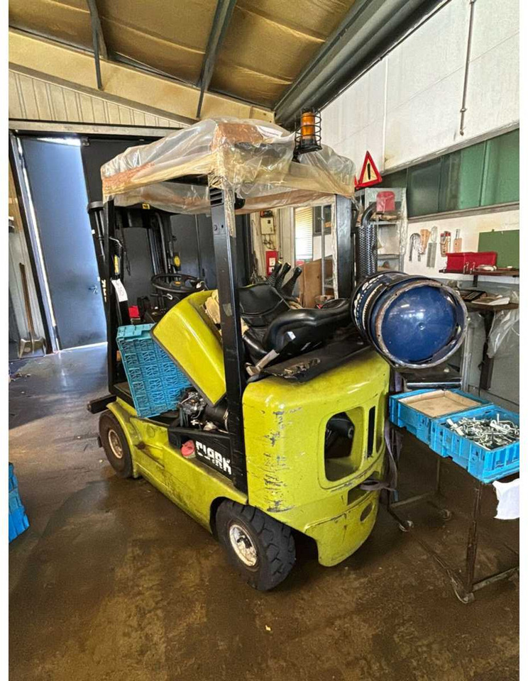 CLARK - CGP 17 - LPG FORKLIFT - Περονοφόρο όχημα: φωτογραφία 3 CLARK - CGP 17 - LPG FORKLIFT - Περονοφόρο όχημα: φωτογραφία 3
