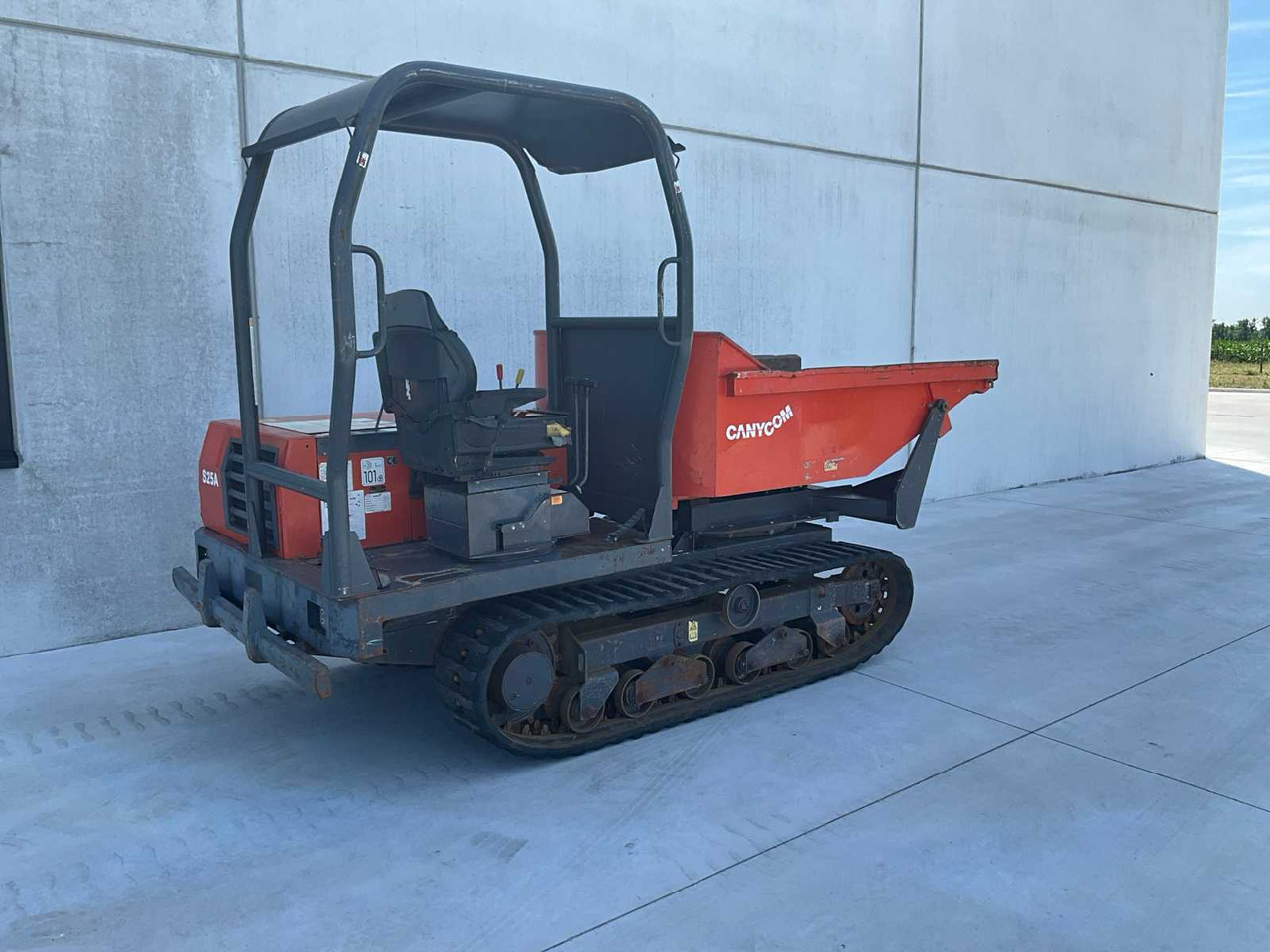 Canycom S25A - Ανατρεπόμενο όχημα: φωτογραφία 4 Canycom S25A - Ανατρεπόμενο όχημα: φωτογραφία 4