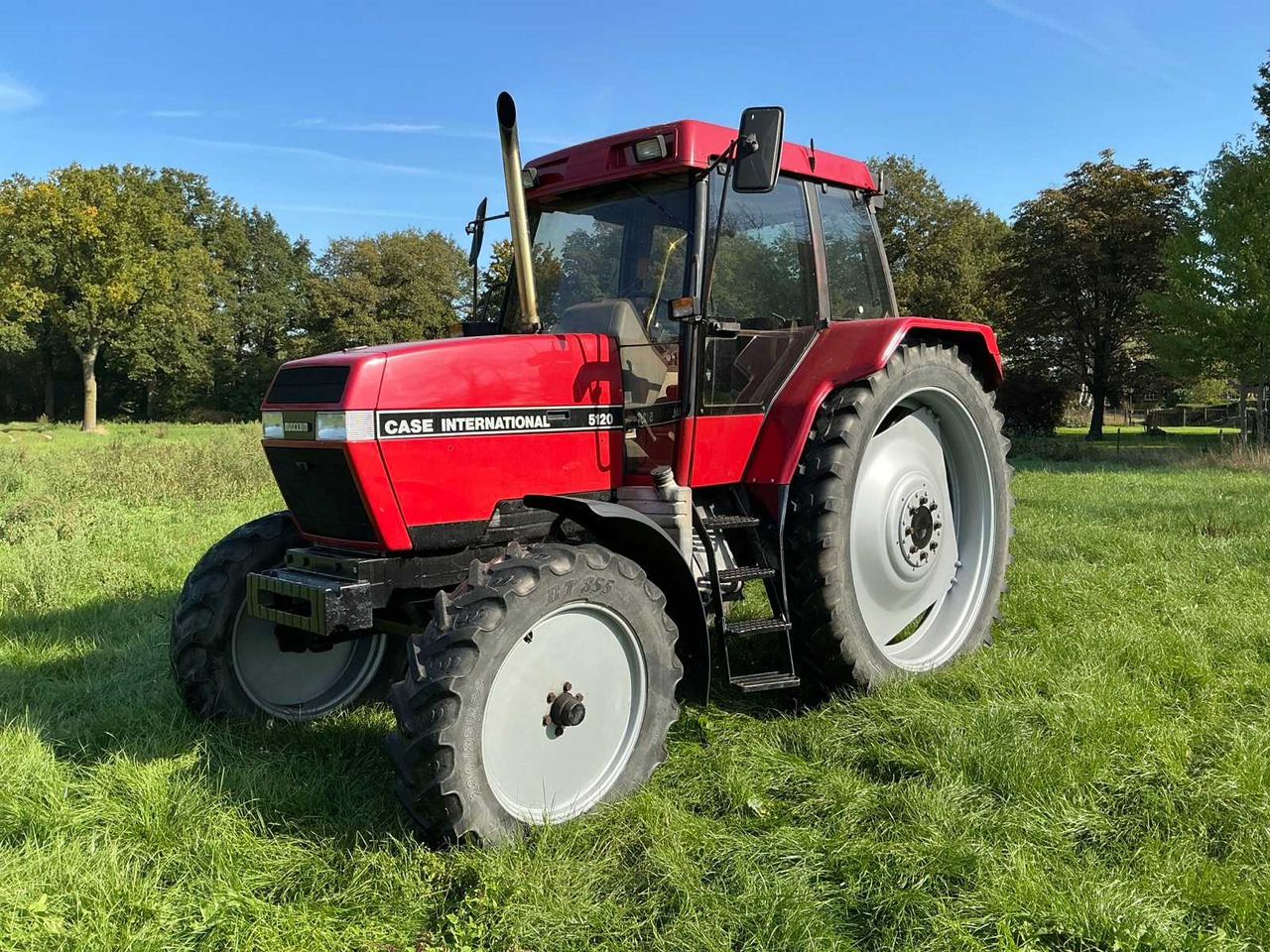 Case IH 5120 - Τρακτέρ: φωτογραφία 1 Case IH 5120 - Τρακτέρ: φωτογραφία 1