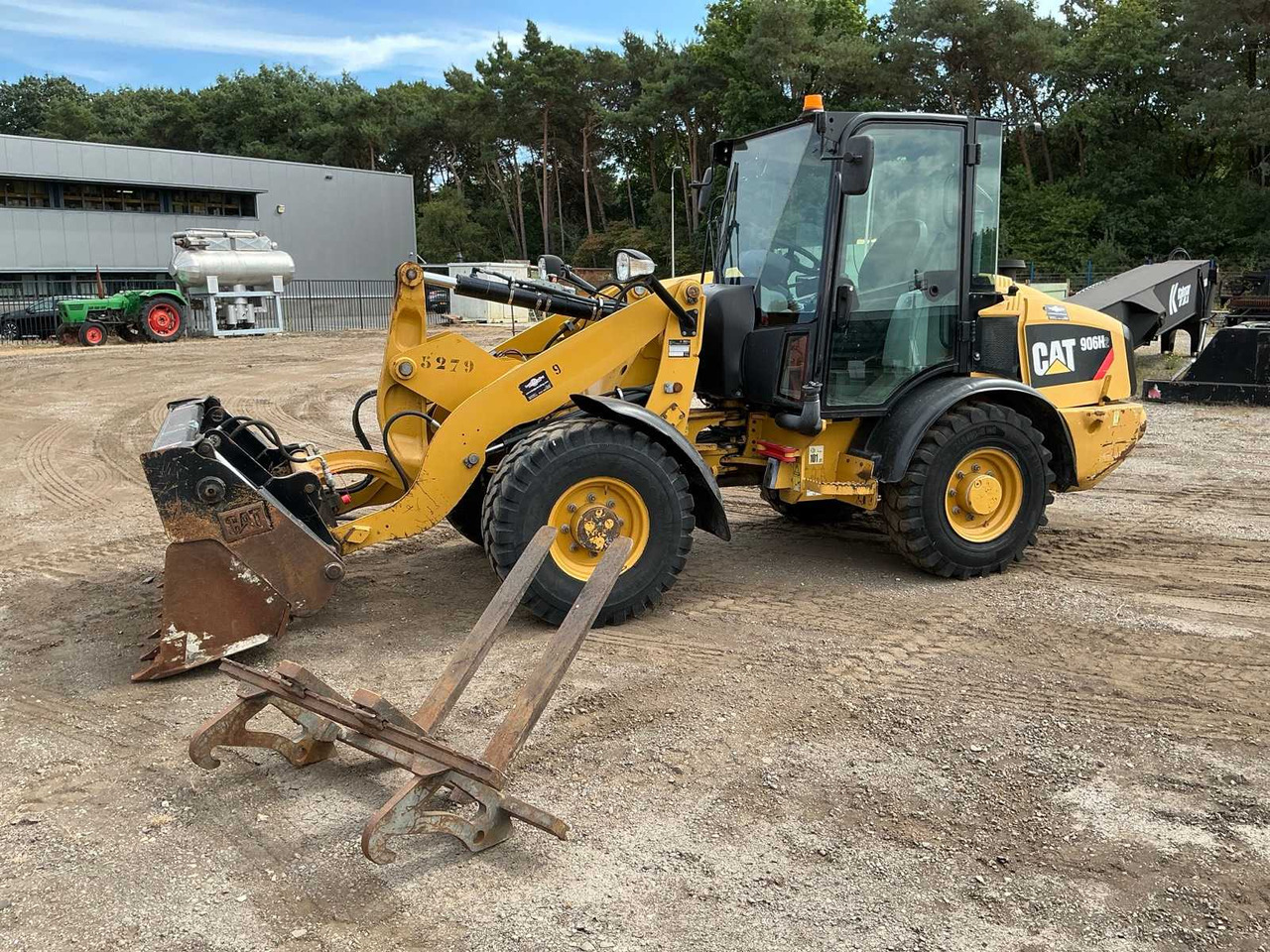 Caterpillar 906H - Ελαστιχοφόρος φορτωτής: φωτογραφία 1 Caterpillar 906H - Ελαστιχοφόρος φορτωτής: φωτογραφία 1