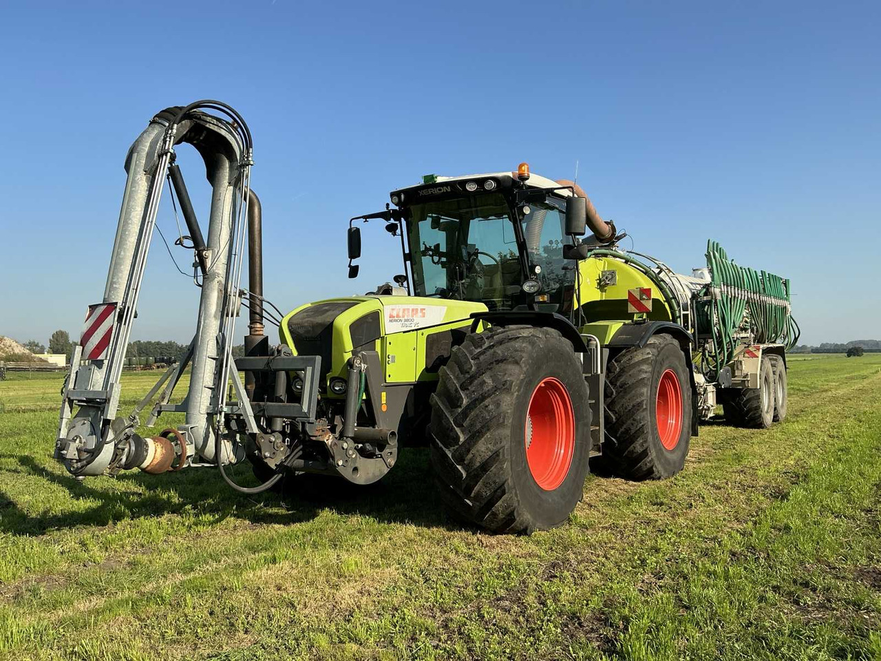 Claas Xerion 3800 Trac VC - PTLX 28 - Κοπροδιανομέας: φωτογραφία 1 Claas Xerion 3800 Trac VC - PTLX 28 - Κοπροδιανομέας: φωτογραφία 1