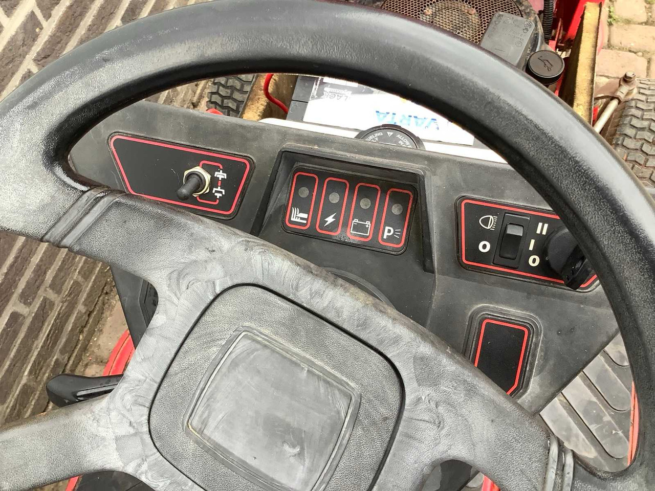 Countax c300m - Χλοοκοπτικό: φωτογραφία 4 Countax c300m - Χλοοκοπτικό: φωτογραφία 4