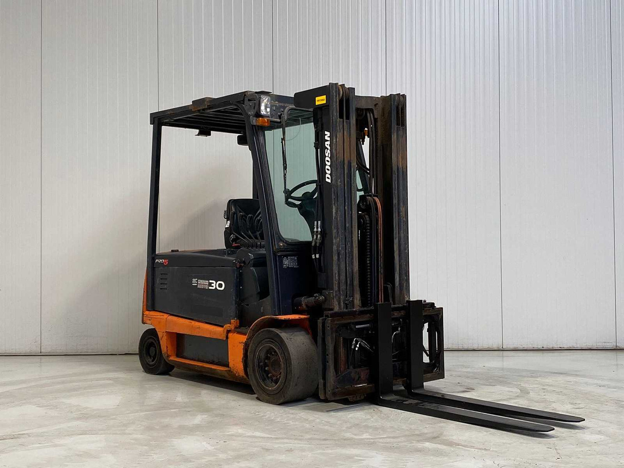 DOOSAN - 2013 - B30X-5 - FORKLIFT TRUCK - Περονοφόρο όχημα: φωτογραφία 1 DOOSAN - 2013 - B30X-5 - FORKLIFT TRUCK - Περονοφόρο όχημα: φωτογραφία 1