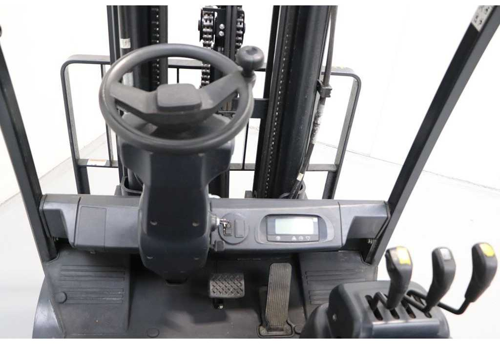 DOOSAN - 2019 - B30X-7 - FORKLIFT, PLYWOOD, SIDESHIFT, 1848 HOURS - Περονοφόρο όχημα: φωτογραφία 4 DOOSAN - 2019 - B30X-7 - FORKLIFT, PLYWOOD, SIDESHIFT, 1848 HOURS - Περονοφόρο όχημα: φωτογραφία 4