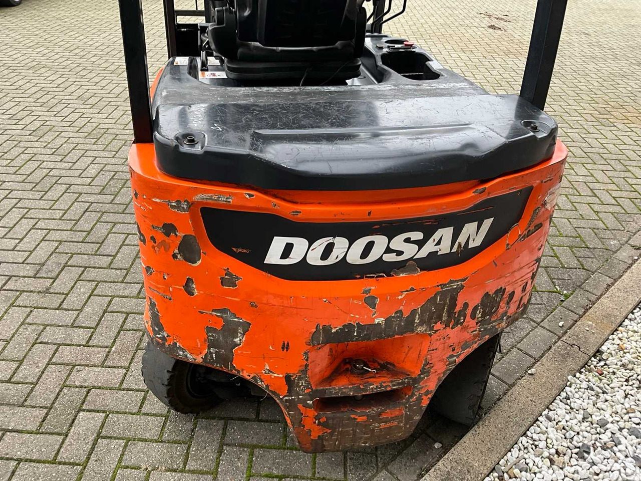 DOOSAN - B35X-7 - FORKLIFT - Περονοφόρο όχημα: φωτογραφία 3 DOOSAN - B35X-7 - FORKLIFT - Περονοφόρο όχημα: φωτογραφία 3