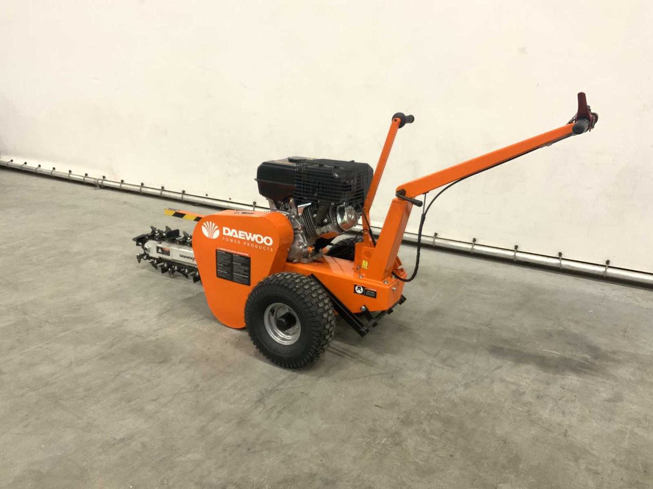 Daewoo DWFTR15-100 - Εκσκαφέας τάφρων: φωτογραφία 3 Daewoo DWFTR15-100 - Εκσκαφέας τάφρων: φωτογραφία 3