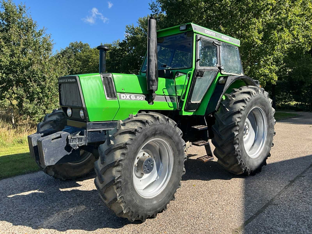 Deutz-Fahr DX 6.50 - Τρακτέρ: φωτογραφία 1 Deutz-Fahr DX 6.50 - Τρακτέρ: φωτογραφία 1
