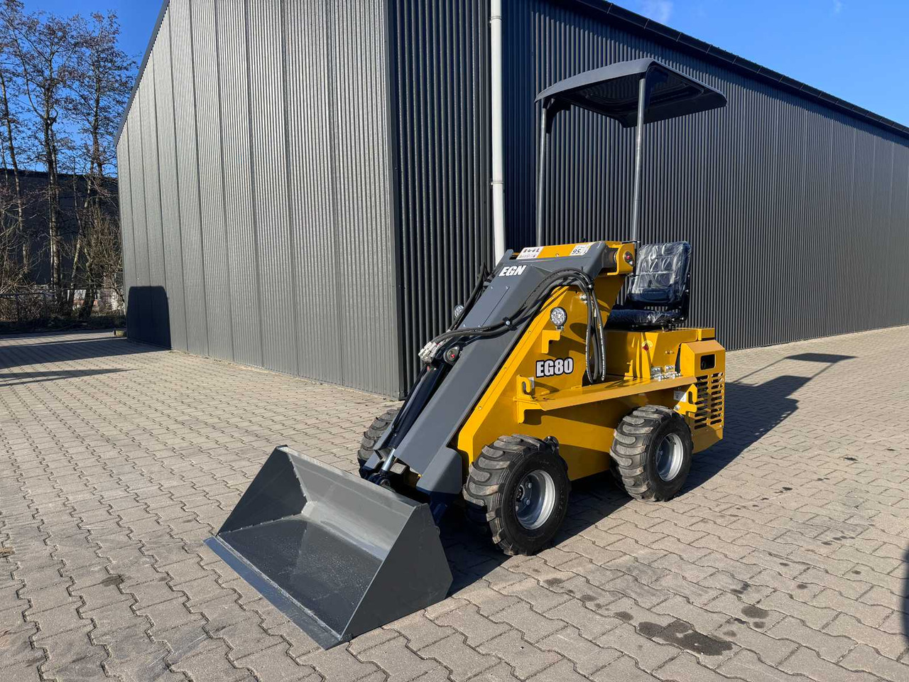 EGN EG80 MINI SHOVEL / MINI LOADER - Ερπυστριοφόρος μικρός φορτωτής: φωτογραφία 1 EGN EG80 MINI SHOVEL / MINI LOADER - Ερπυστριοφόρος μικρός φορτωτής: φωτογραφία 1