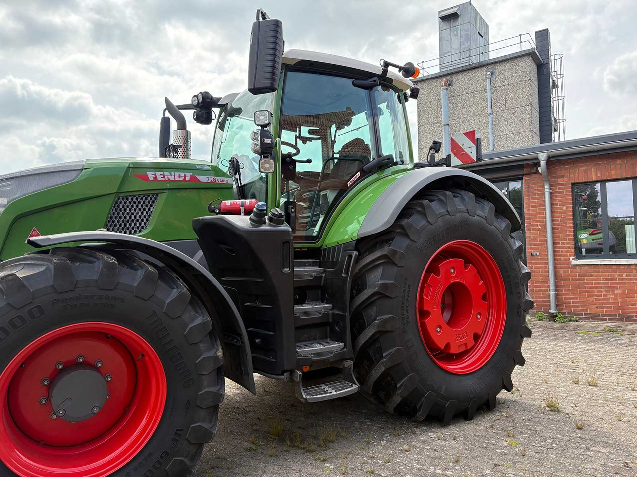 Fendt 728 Vario Gen7 Profi+ Setting2 - Τρακτέρ: φωτογραφία 2 Fendt 728 Vario Gen7 Profi+ Setting2 - Τρακτέρ: φωτογραφία 2