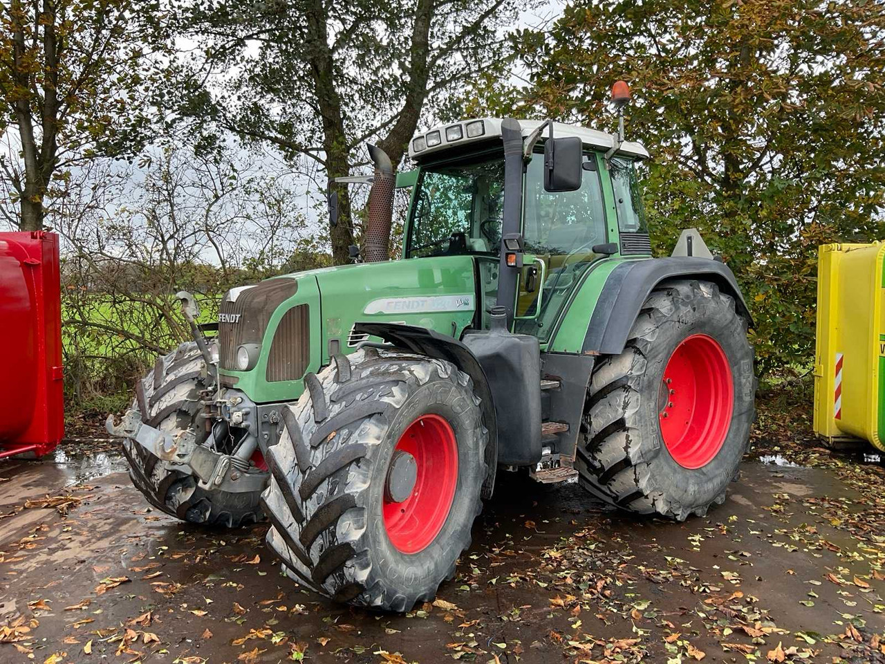 Fendt 820 Vario TMS - Τρακτέρ: φωτογραφία 1 Fendt 820 Vario TMS - Τρακτέρ: φωτογραφία 1