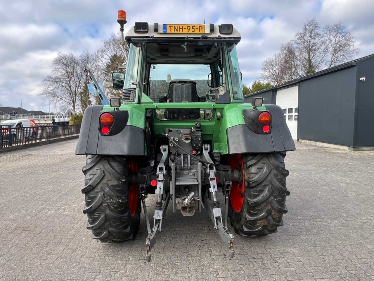 Fendt Vario 410 - Τρακτέρ: φωτογραφία 3 Fendt Vario 410 - Τρακτέρ: φωτογραφία 3