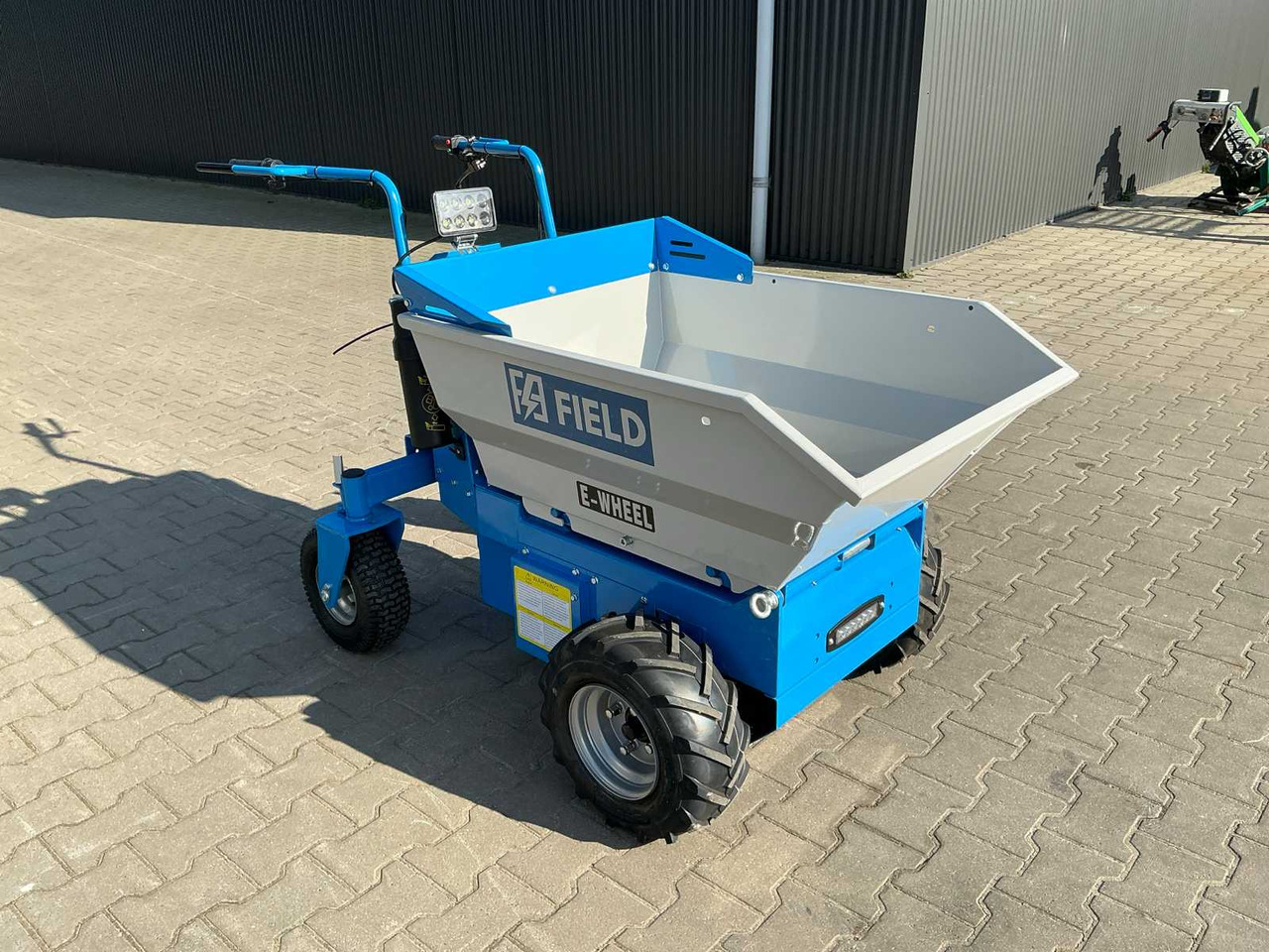 Field D500E - Ανατρεπόμενο όχημα: φωτογραφία 2 Field D500E - Ανατρεπόμενο όχημα: φωτογραφία 2