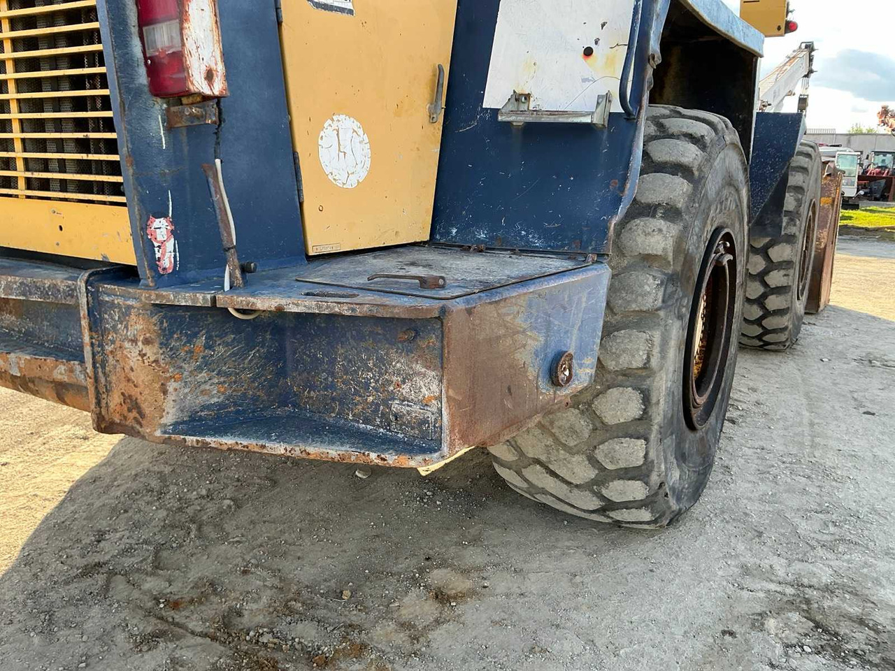 Ελαστιχοφόρος φορτωτής HANOMAG 70 E: φωτογραφία 25