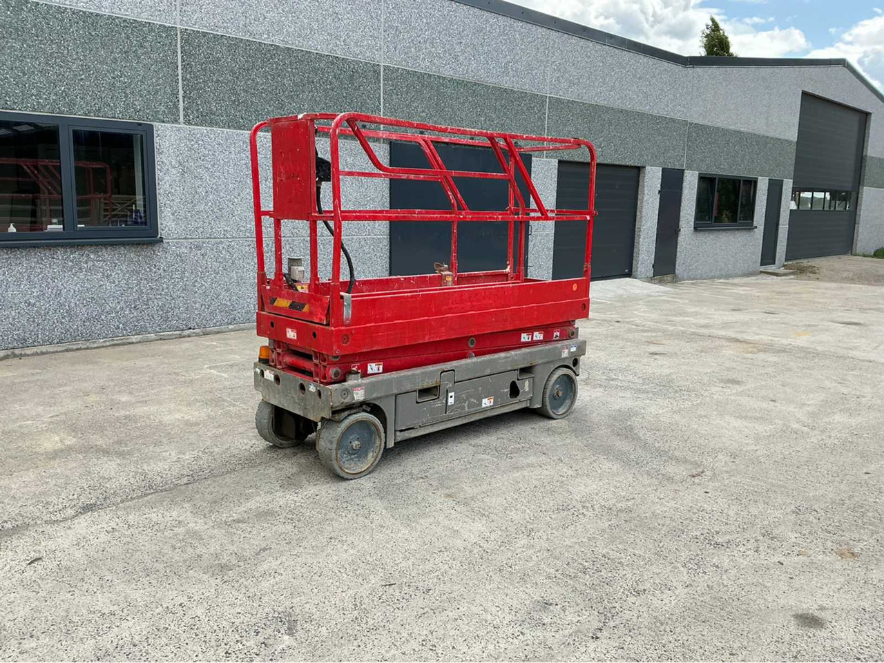 HAULOTTE COMPACT 8 AERIAL WORK PLATFORM - Πλατφόρμα εναέρια: φωτογραφία 1 HAULOTTE COMPACT 8 AERIAL WORK PLATFORM - Πλατφόρμα εναέρια: φωτογραφία 1