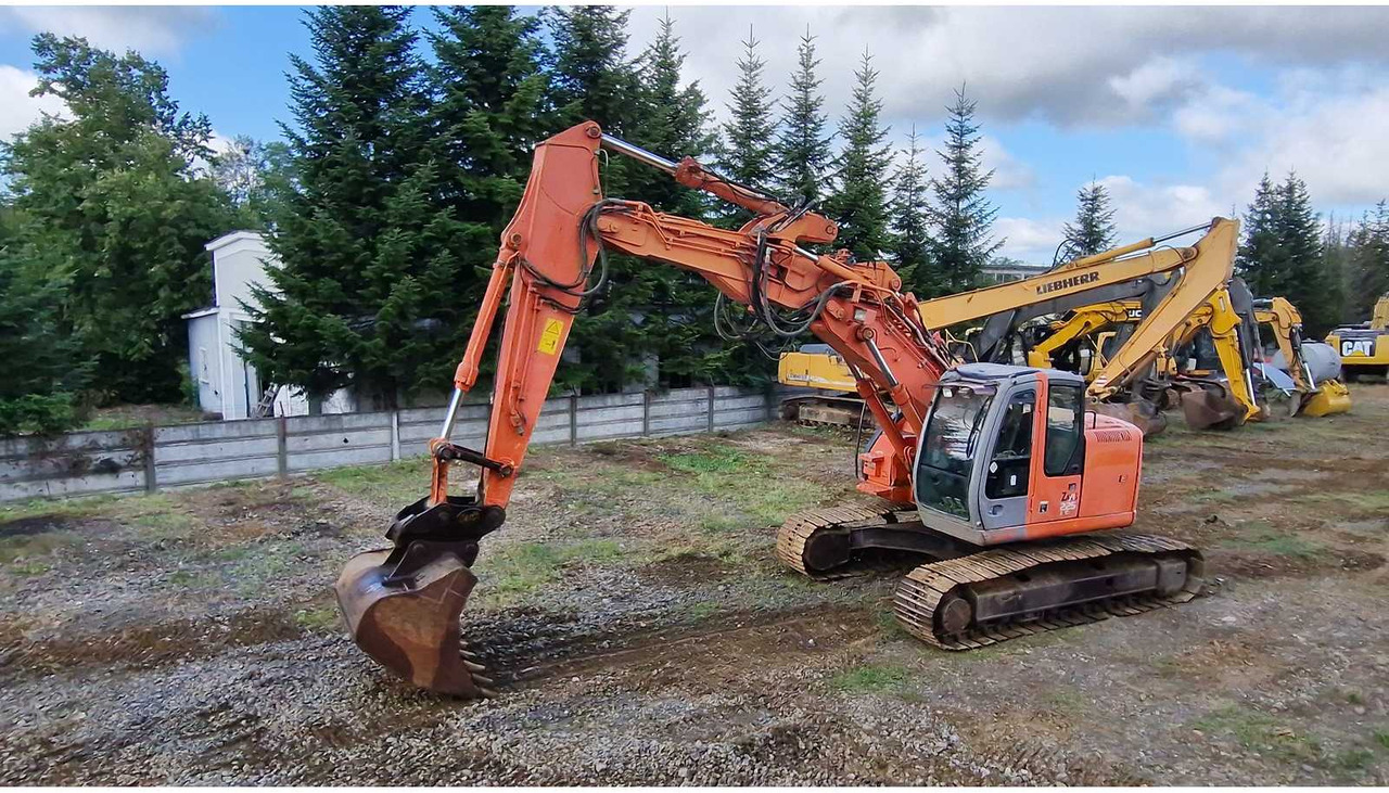 HITACHI ZX225USLC - Ερπυστριοφόρος εκσκαφέας: φωτογραφία 1 HITACHI ZX225USLC - Ερπυστριοφόρος εκσκαφέας: φωτογραφία 1