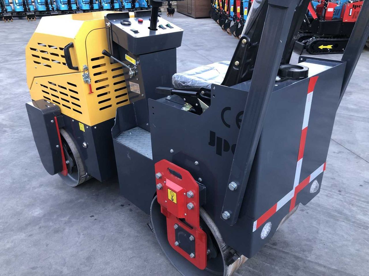 HT1000 Vibratory Roller - Οδοστρωτήρες: φωτογραφία 4 HT1000 Vibratory Roller - Οδοστρωτήρες: φωτογραφία 4