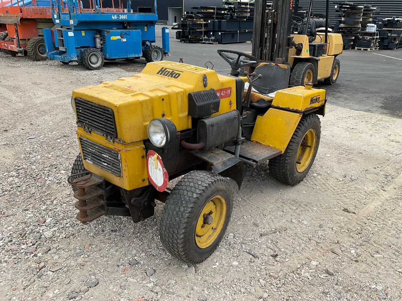 Hakotrac 3800 D - Μικρό τρακτέρ: φωτογραφία 1 Hakotrac 3800 D - Μικρό τρακτέρ: φωτογραφία 1