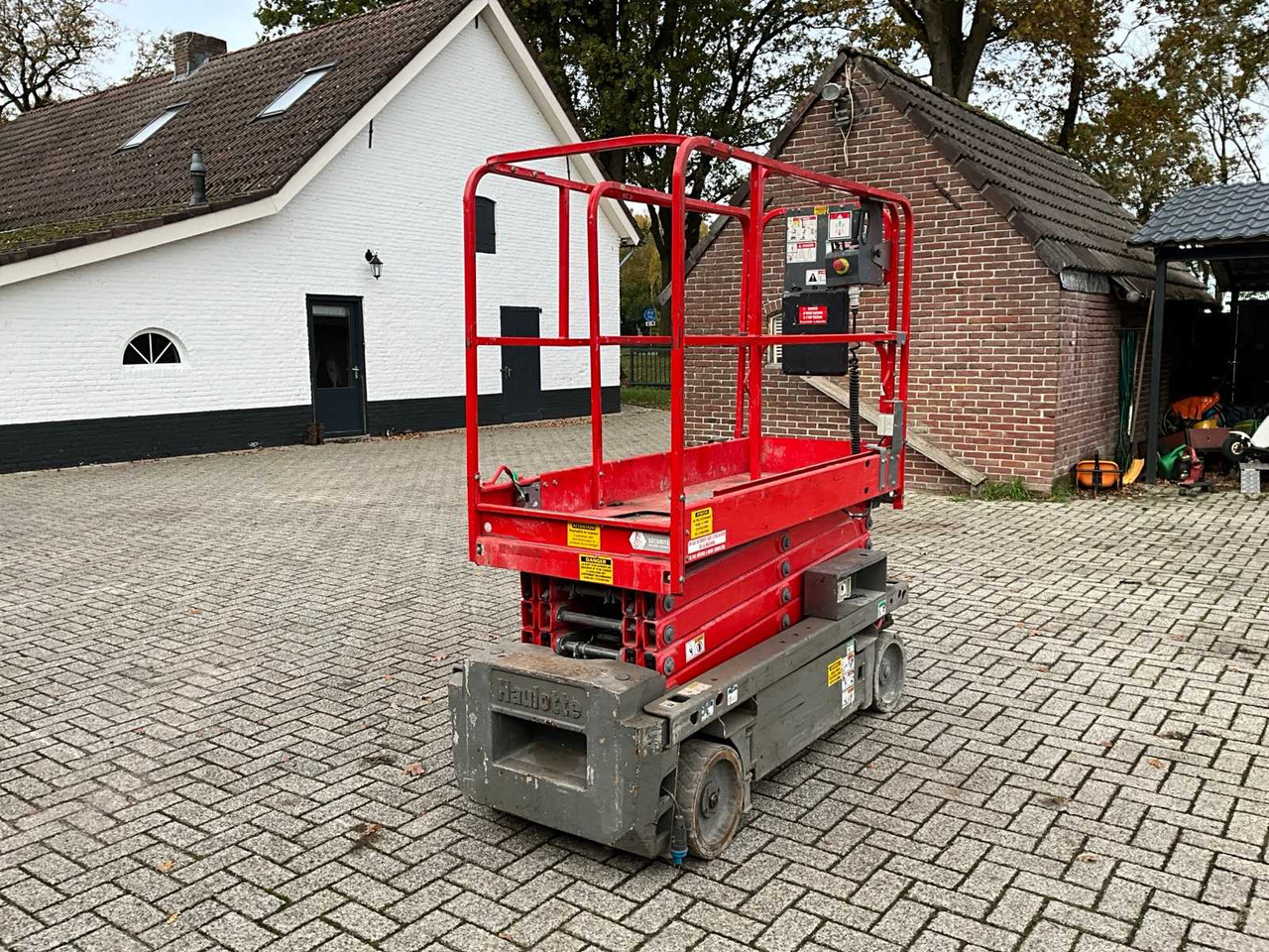 Haulotte 2017 HAULOTTE SCISSORS AERIAL PLATFORM - Πλατφόρμα εναέρια: φωτογραφία 5 Haulotte 2017 HAULOTTE SCISSORS AERIAL PLATFORM - Πλατφόρμα εναέρια: φωτογραφία 5