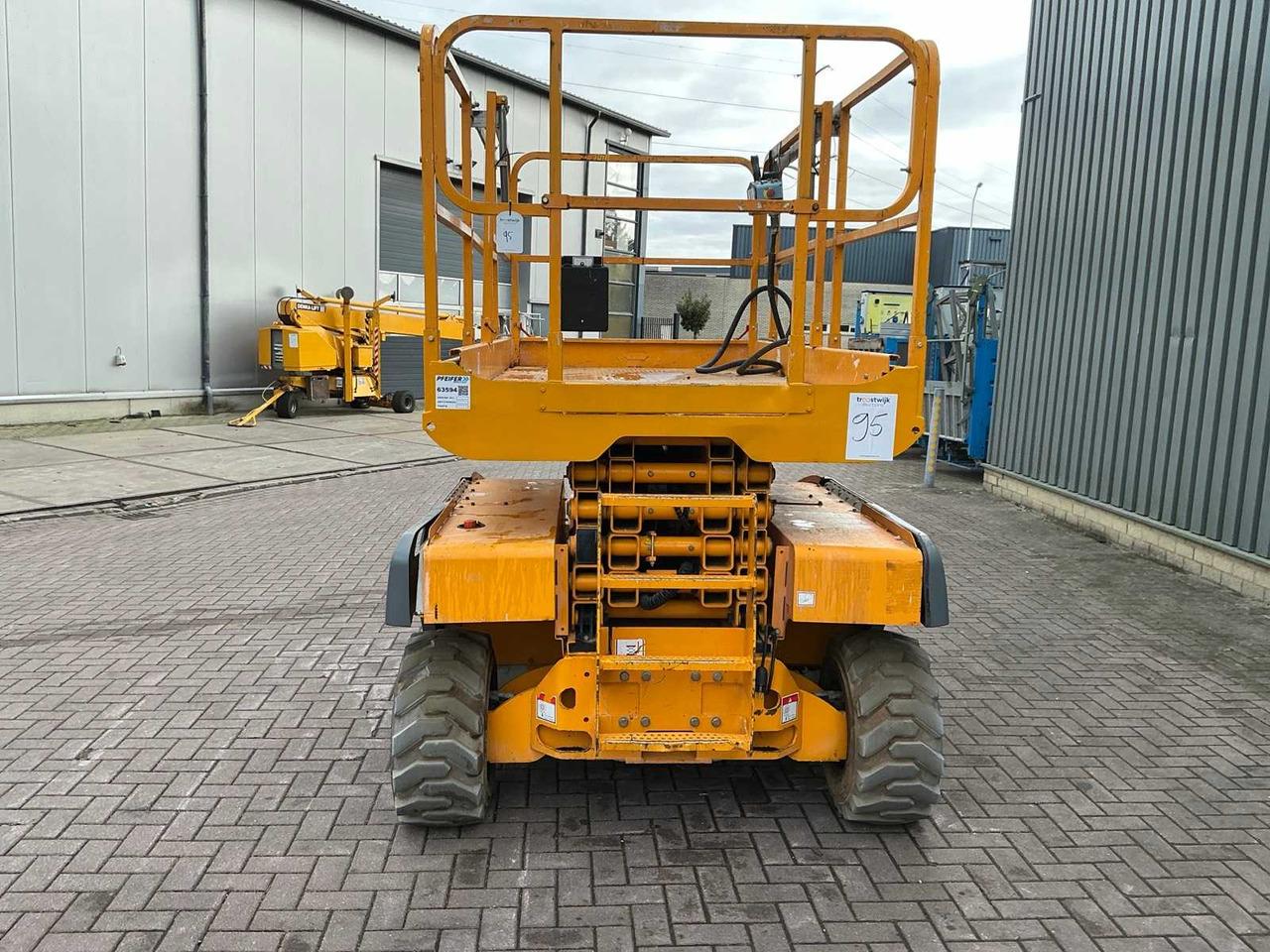 Haulotte Compact 12RTE - Πλατφόρμα εναέρια: φωτογραφία 4 Haulotte Compact 12RTE - Πλατφόρμα εναέρια: φωτογραφία 4