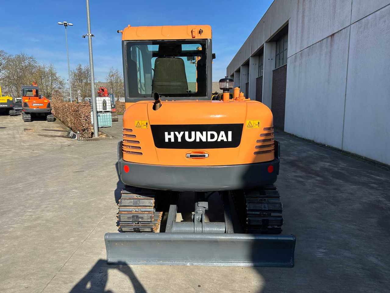 Hyundai R60VS - Ερπυστριοφόρος εκσκαφέας: φωτογραφία 5 Hyundai R60VS - Ερπυστριοφόρος εκσκαφέας: φωτογραφία 5