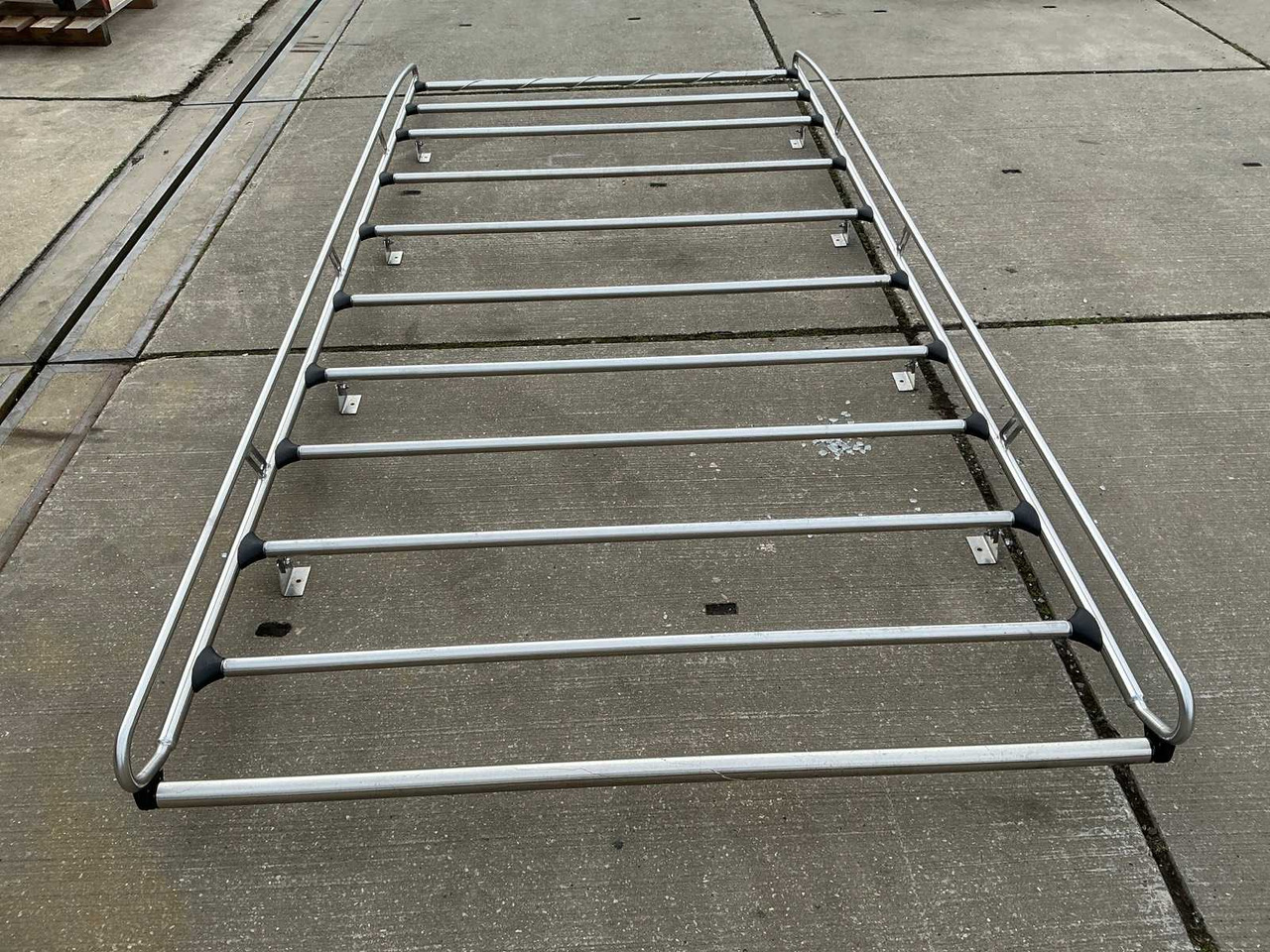 IMPERIAL - Ελαφρύ επαγγελματικό: φωτογραφία 5 IMPERIAL - Ελαφρύ επαγγελματικό: φωτογραφία 5