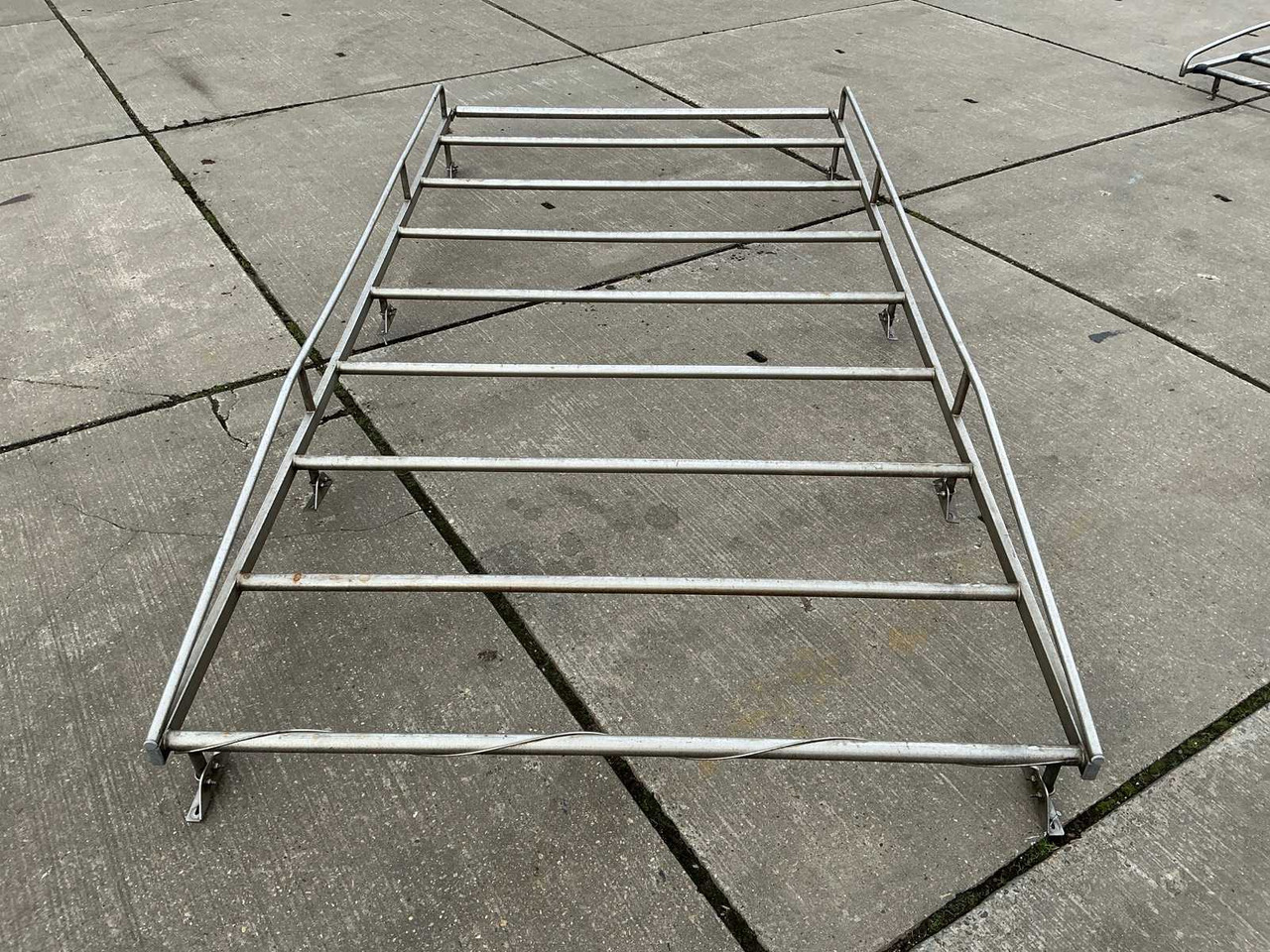 IMPERIAL - Ελαφρύ επαγγελματικό: φωτογραφία 2 IMPERIAL - Ελαφρύ επαγγελματικό: φωτογραφία 2