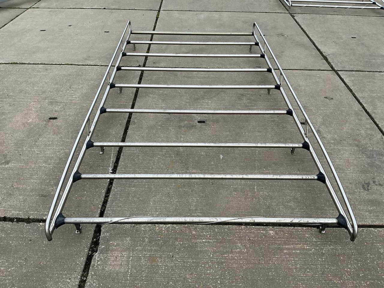 IMPERIAL - Ελαφρύ επαγγελματικό: φωτογραφία 2 IMPERIAL - Ελαφρύ επαγγελματικό: φωτογραφία 2