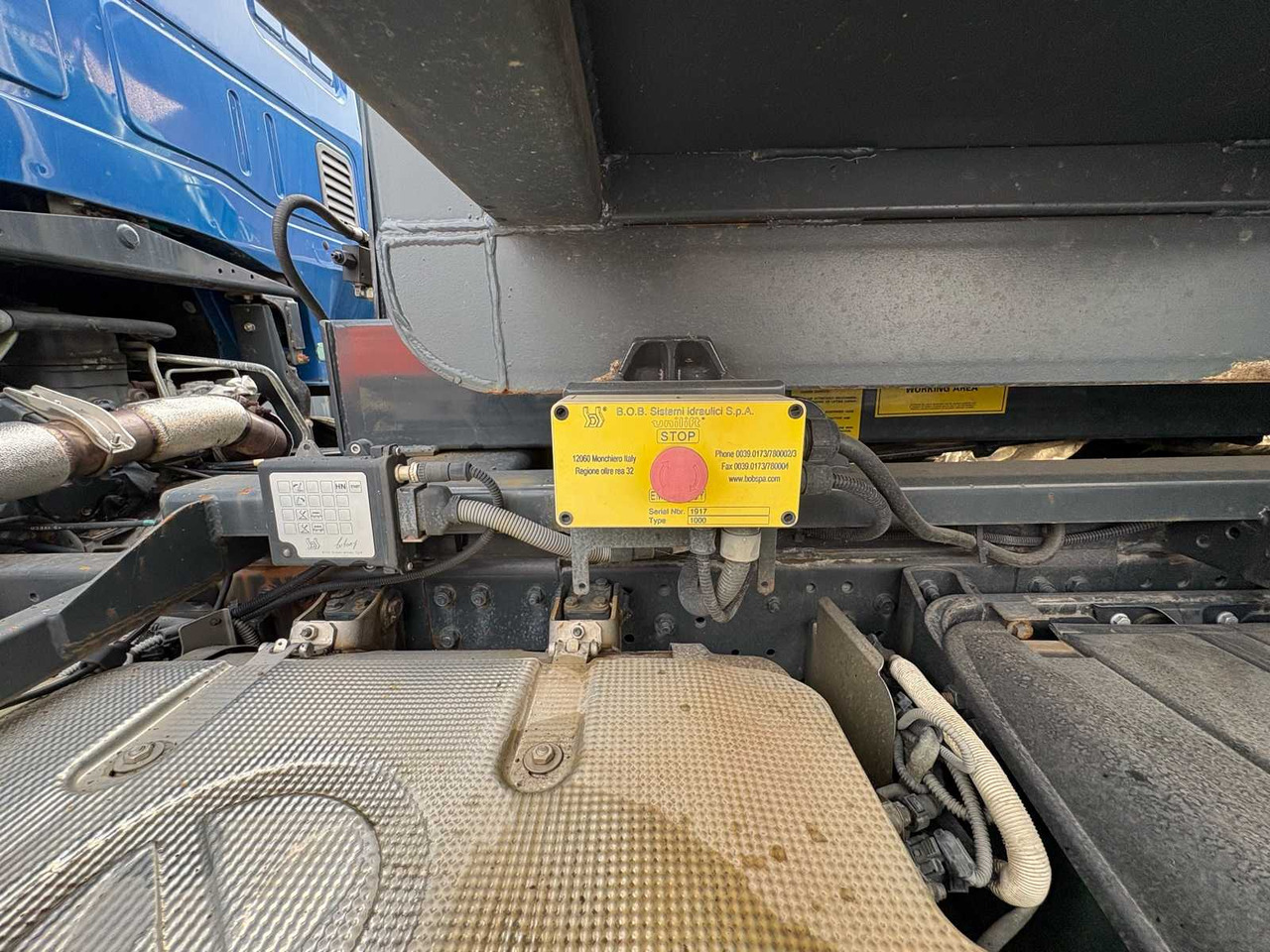 Φορτηγό IVECO CARGO HOOKLIFT FROM 2015 – INCL. 3 CONTAINERS: φωτογραφία 12