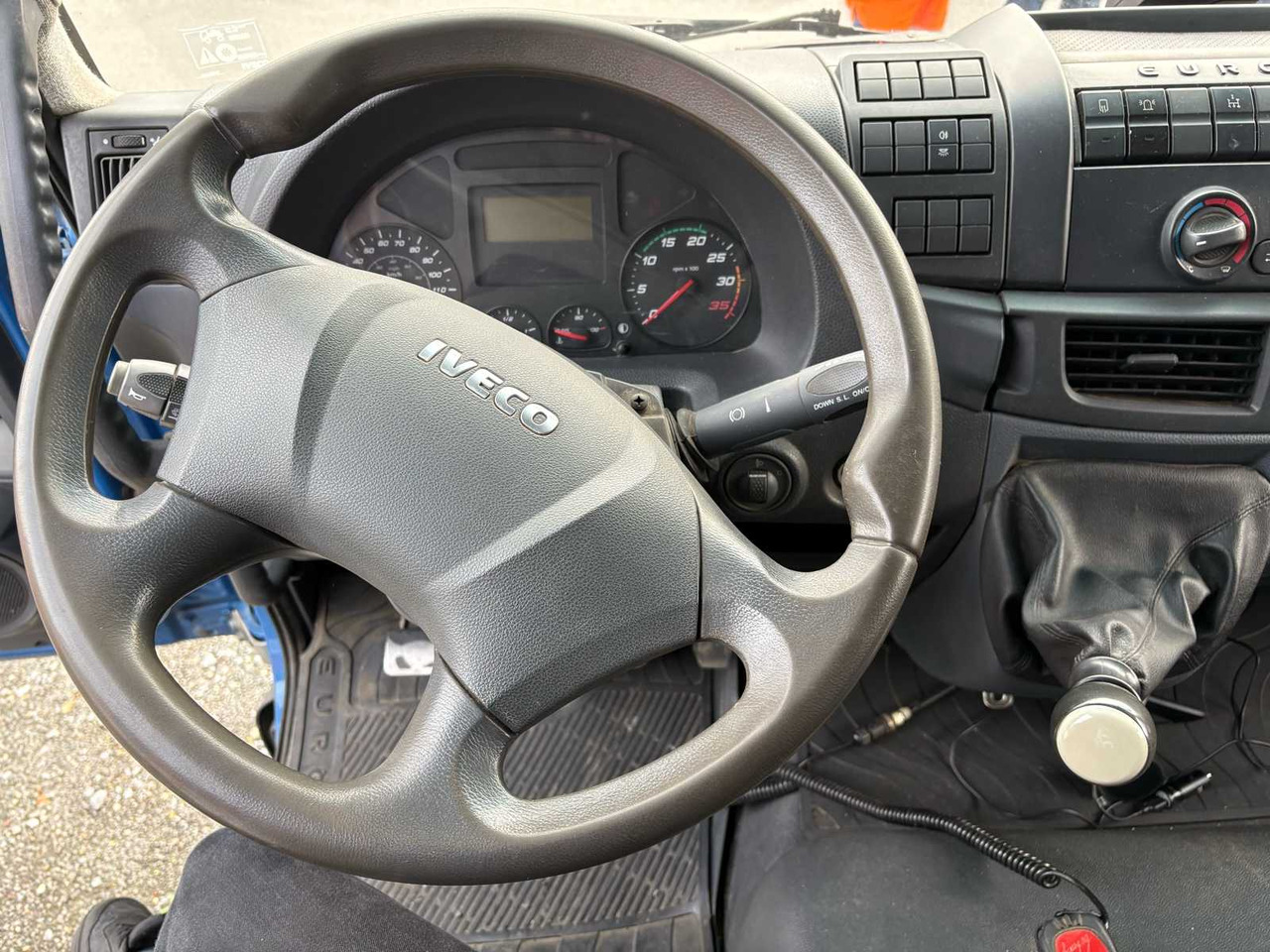 Φορτηγό IVECO CARGO HOOKLIFT FROM 2015 – INCL. 3 CONTAINERS: φωτογραφία 15