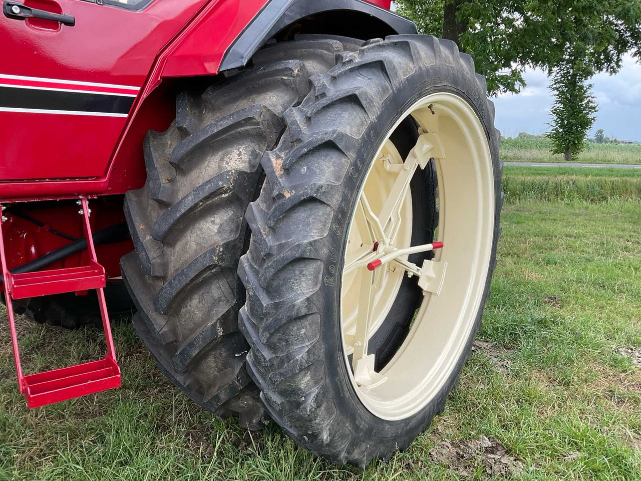 Τρακτέρ International 955 XL: φωτογραφία 32