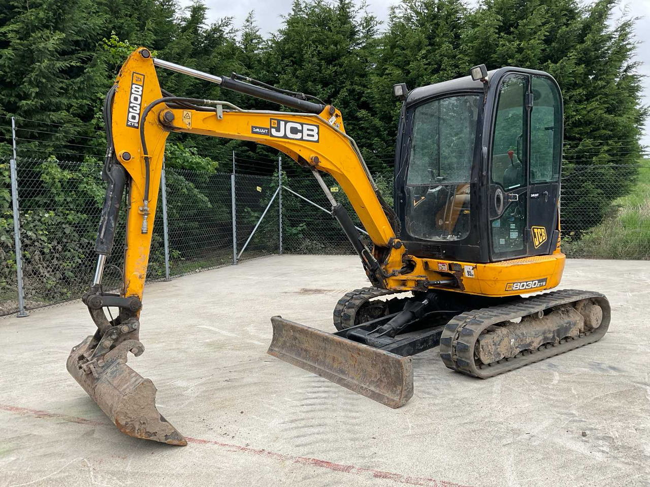 JCB 8030ZTS - Ερπυστριοφόρος εκσκαφέας: φωτογραφία 1 JCB 8030ZTS - Ερπυστριοφόρος εκσκαφέας: φωτογραφία 1