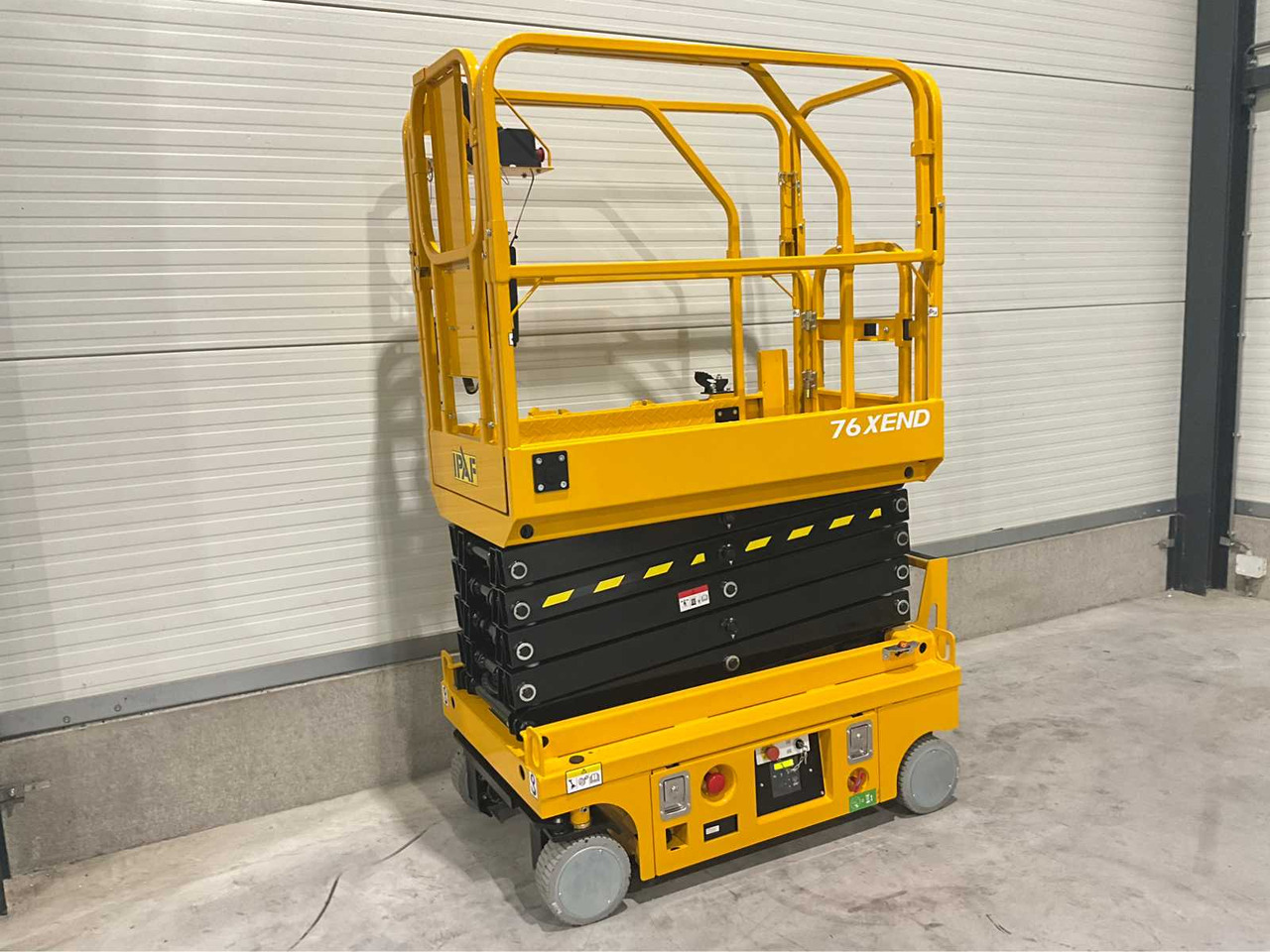 JD Equipment 76XEND - Πλατφόρμα εναέρια: φωτογραφία 1 JD Equipment 76XEND - Πλατφόρμα εναέρια: φωτογραφία 1