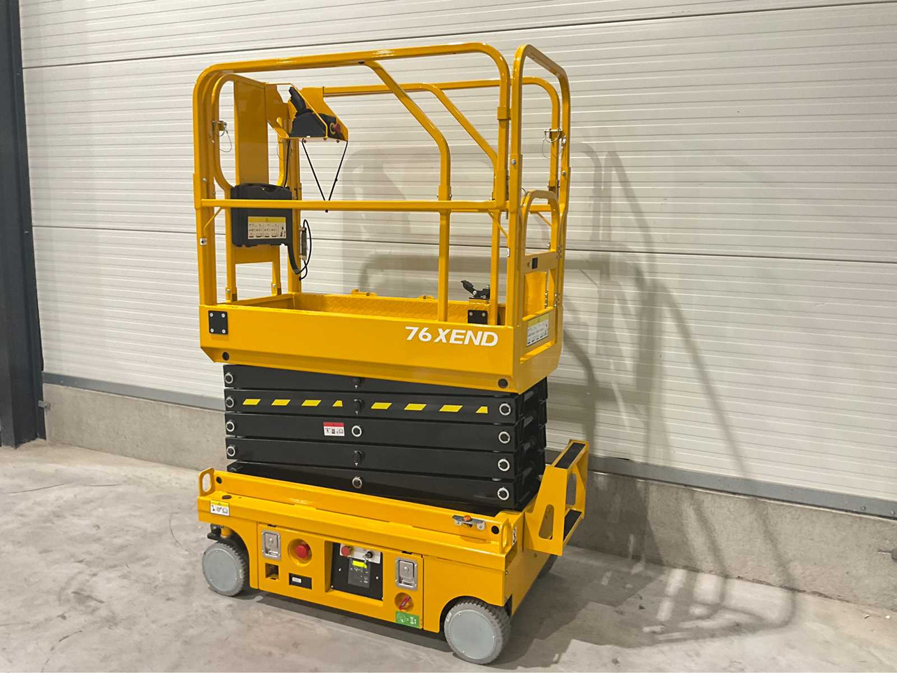 JD Equipment 76XEND - Πλατφόρμα εναέρια: φωτογραφία 3 JD Equipment 76XEND - Πλατφόρμα εναέρια: φωτογραφία 3