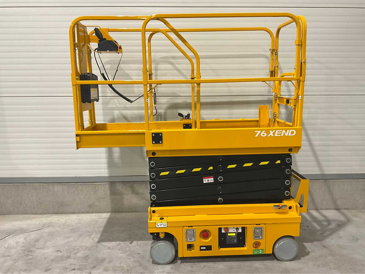 JD Equipment 76XEN - Πλατφόρμα εναέρια: φωτογραφία 4 JD Equipment 76XEN - Πλατφόρμα εναέρια: φωτογραφία 4
