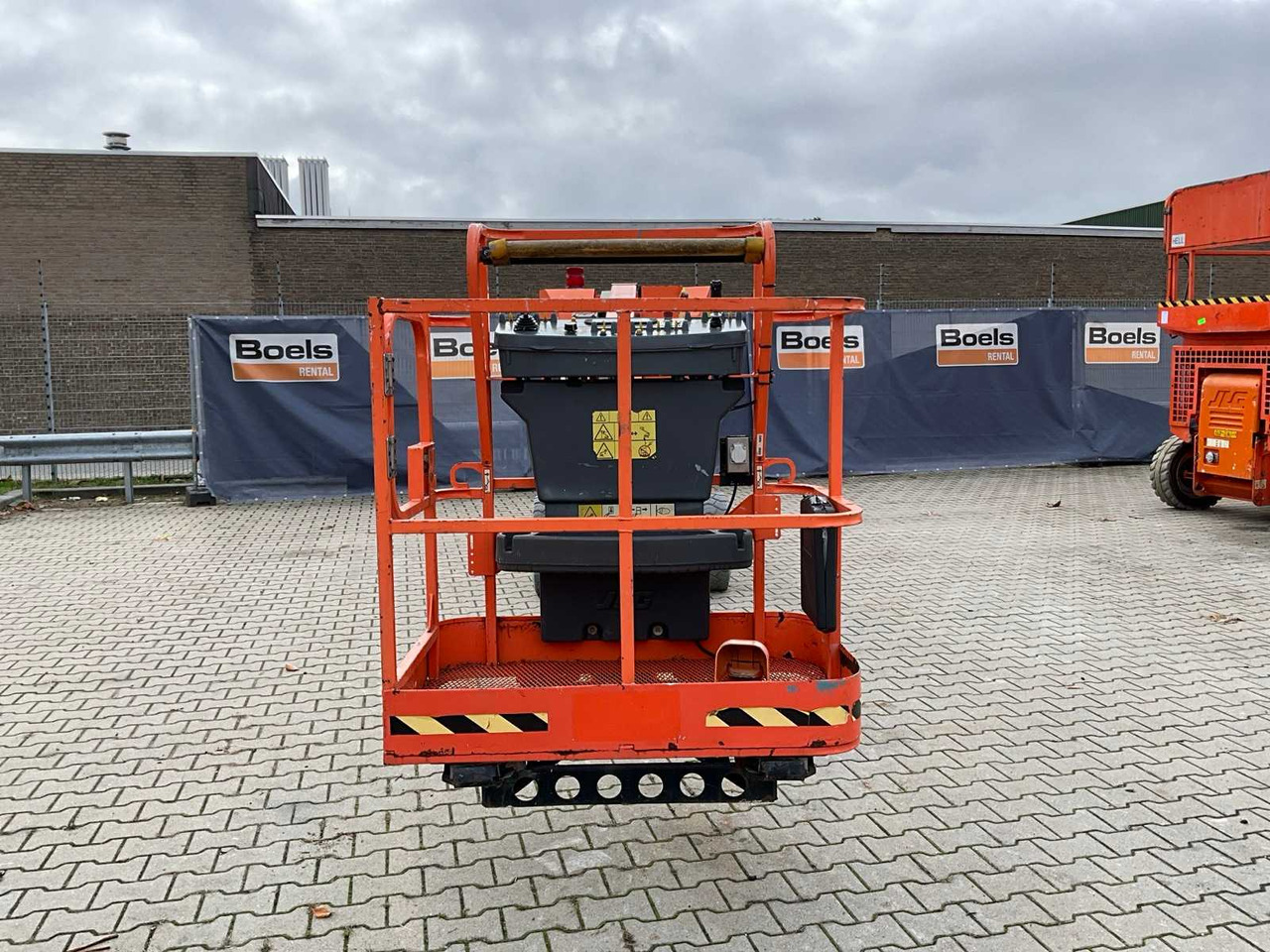 JLG E300AJP - Πλατφόρμα εναέρια: φωτογραφία 3 JLG E300AJP - Πλατφόρμα εναέρια: φωτογραφία 3