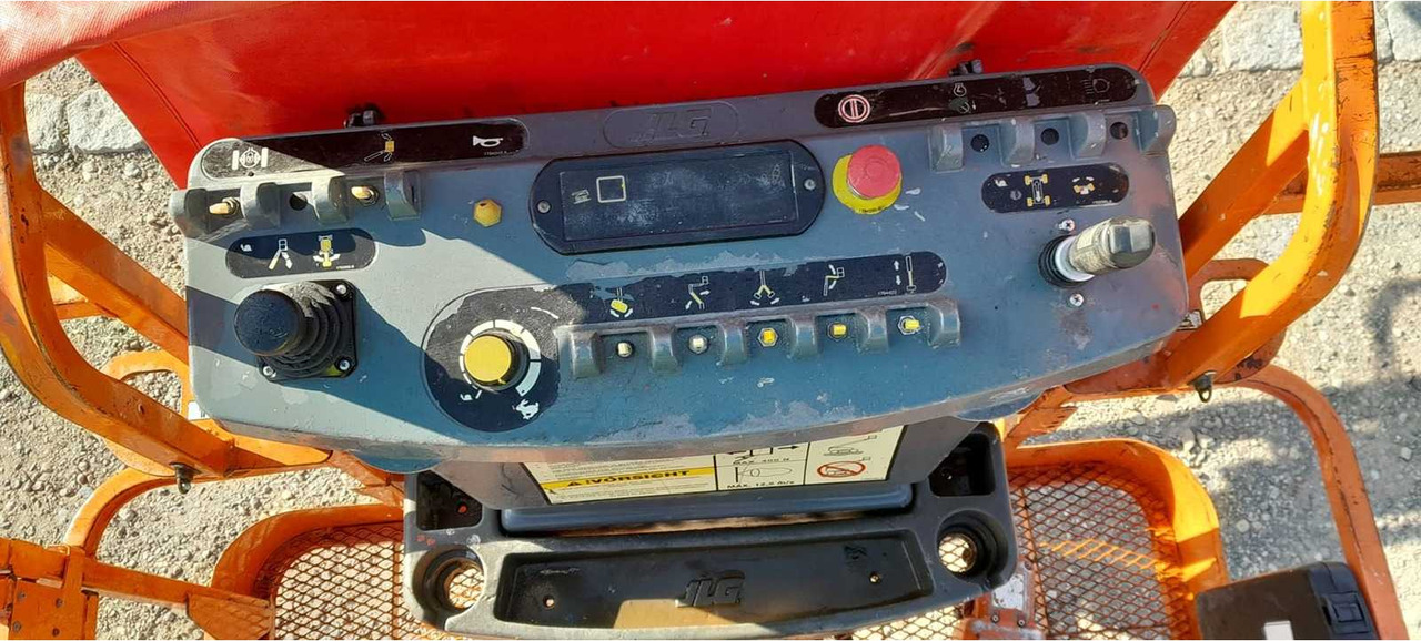 JLG E400AJPN - Πλατφόρμα εναέρια: φωτογραφία 2 JLG E400AJPN - Πλατφόρμα εναέρια: φωτογραφία 2
