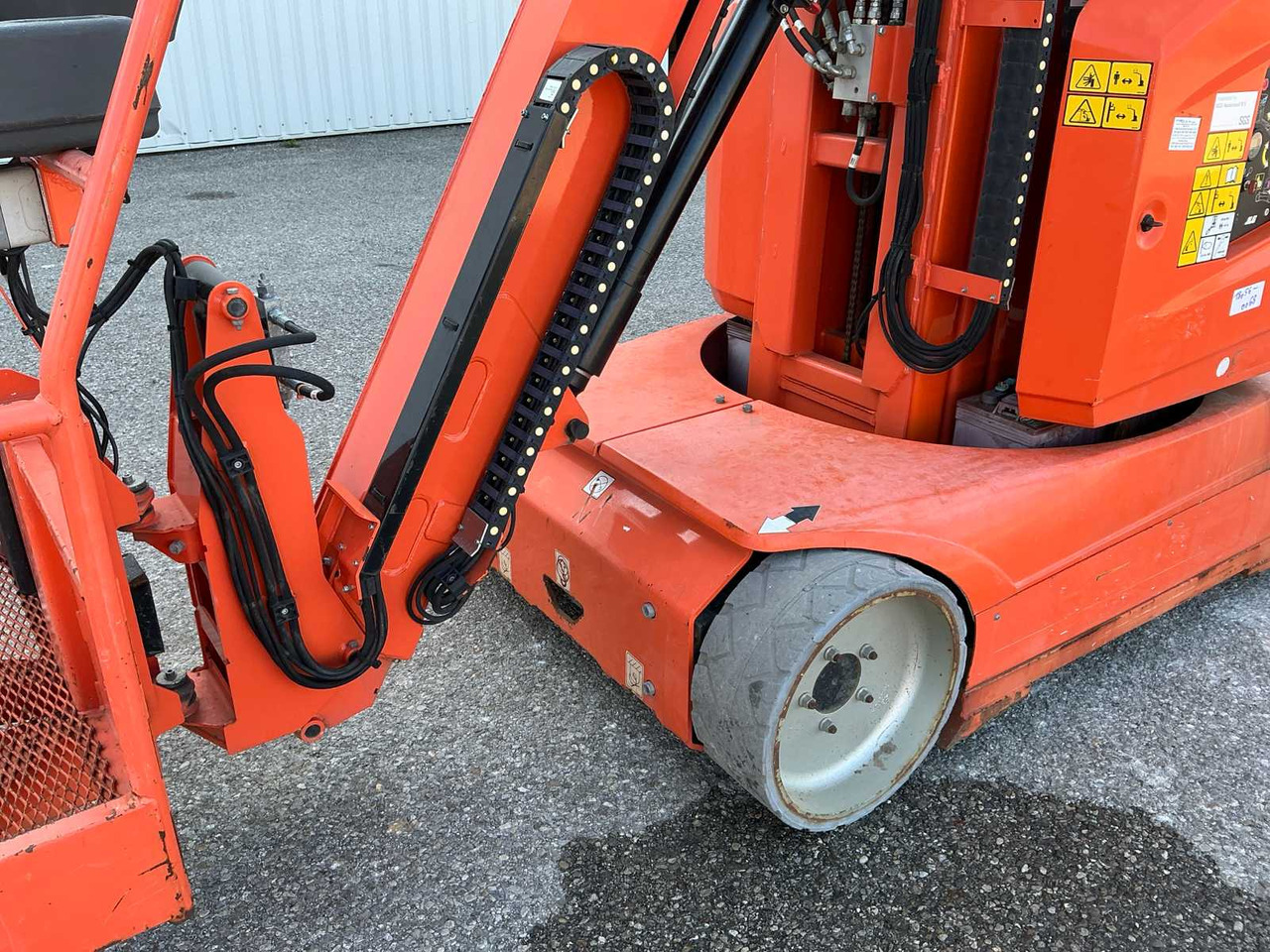 JLG Toucan 12E - Πλατφόρμα εναέρια: φωτογραφία 5 JLG Toucan 12E - Πλατφόρμα εναέρια: φωτογραφία 5