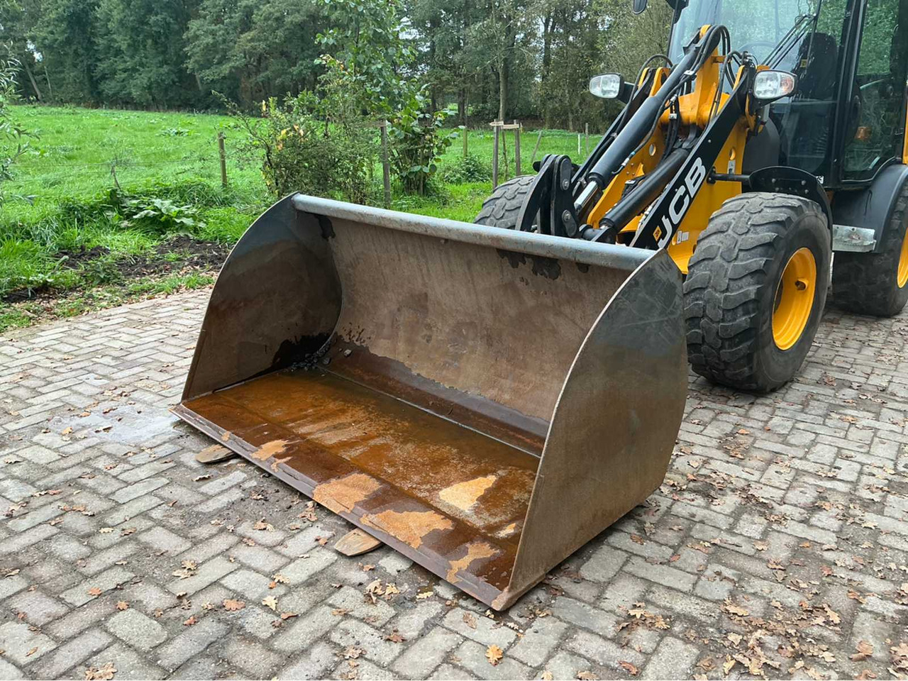 Jcb 407 - Ελαστιχοφόρος φορτωτής: φωτογραφία 4 Jcb 407 - Ελαστιχοφόρος φορτωτής: φωτογραφία 4