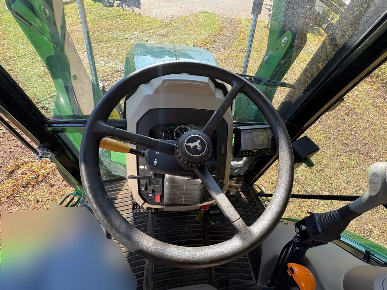 John Deere 2020 JOHN DEERE 5075E WITH STOLL FRONT LOADER SOLID 35-18.1P - Τρακτέρ: φωτογραφία 4 John Deere 2020 JOHN DEERE 5075E WITH STOLL FRONT LOADER SOLID 35-18.1P - Τρακτέρ: φωτογραφία 4