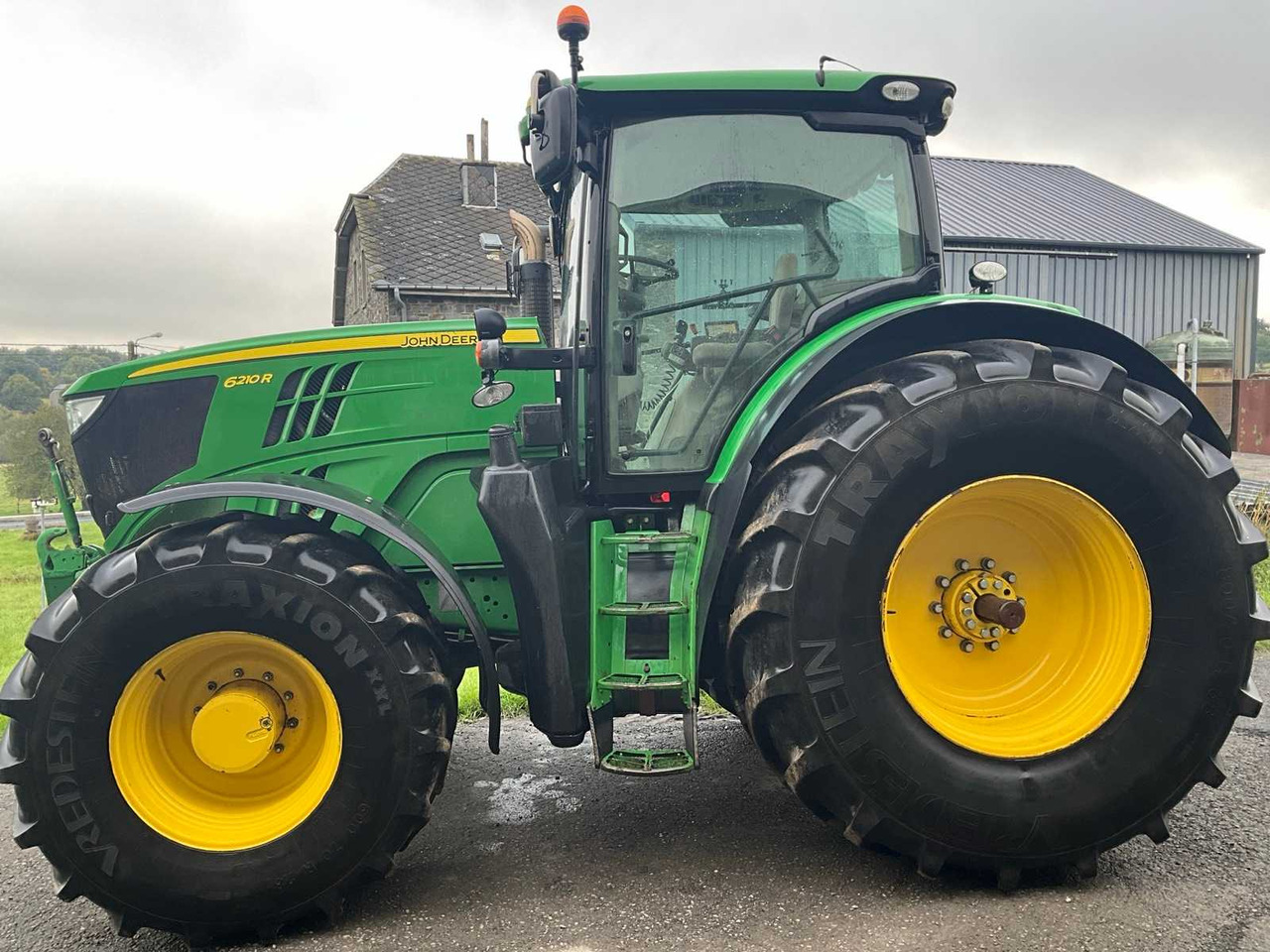 John Deere 6210r - Τρακτέρ: φωτογραφία 2 John Deere 6210r - Τρακτέρ: φωτογραφία 2