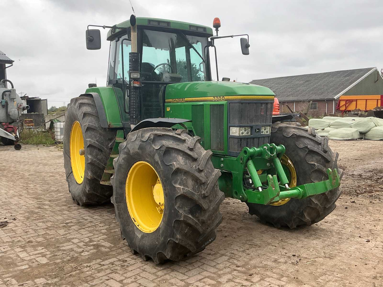 John deere 7700 - Τρακτέρ: φωτογραφία 2 John deere 7700 - Τρακτέρ: φωτογραφία 2