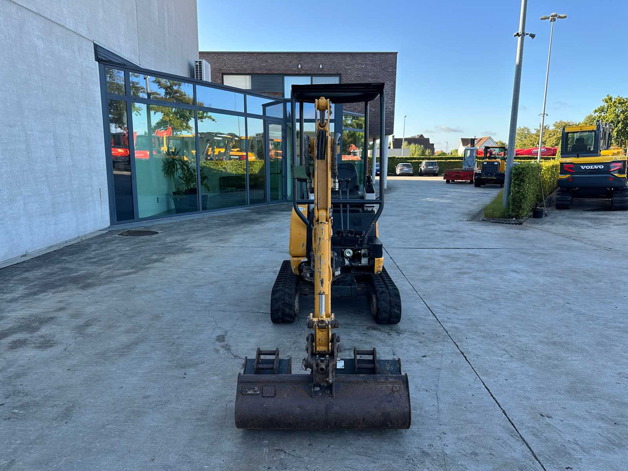 Kato 17VXE - Μίνι εκσκαφέας: φωτογραφία 2 Kato 17VXE - Μίνι εκσκαφέας: φωτογραφία 2