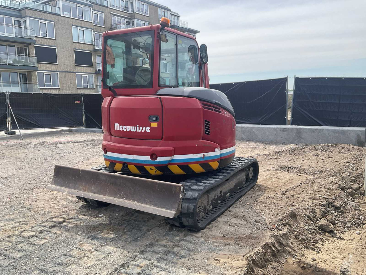 Kobelco SK55SRX-6 - Ερπυστριοφόρος εκσκαφέας: φωτογραφία 4 Kobelco SK55SRX-6 - Ερπυστριοφόρος εκσκαφέας: φωτογραφία 4