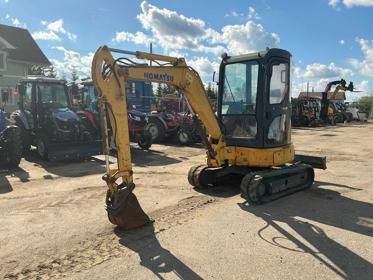 Komatsu KOMATSU - PC 27 MR-2 - MINI-EXCAVATOR - 2006 - Μίνι εκσκαφέας: φωτογραφία 2 Komatsu KOMATSU - PC 27 MR-2 - MINI-EXCAVATOR - 2006 - Μίνι εκσκαφέας: φωτογραφία 2
