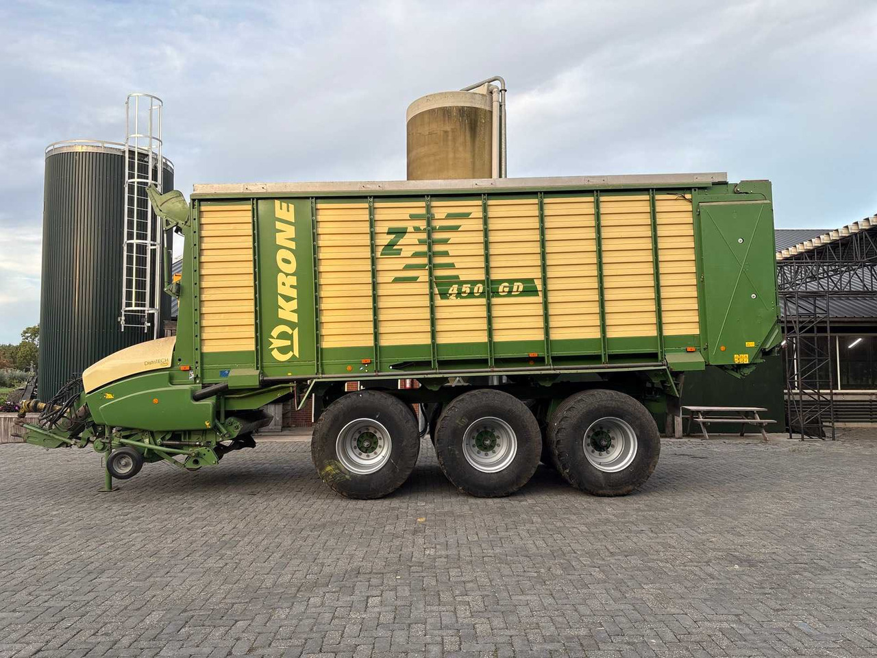 Krone ZX 450 GD - Βαγόνι ενσίρωσης: φωτογραφία 3 Krone ZX 450 GD - Βαγόνι ενσίρωσης: φωτογραφία 3