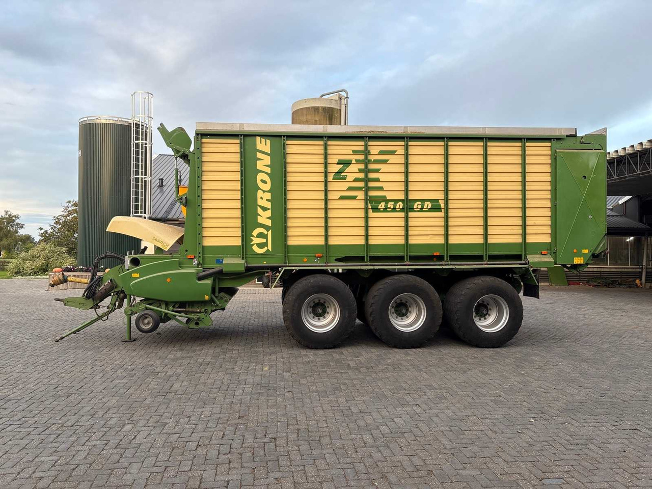 Krone ZX 450 - Βαγόνι ενσίρωσης: φωτογραφία 3 Krone ZX 450 - Βαγόνι ενσίρωσης: φωτογραφία 3