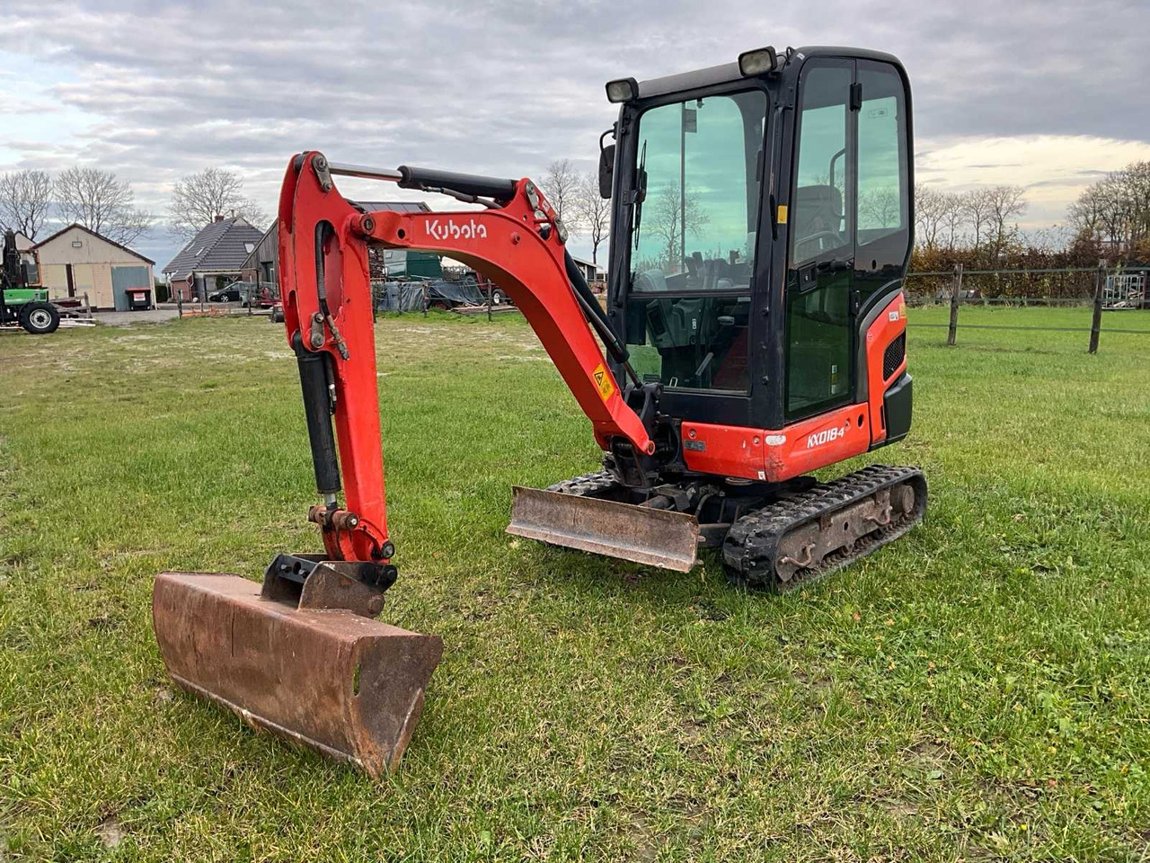 Kubota 2011 KUBOTA KX018-4 MINI EXCAVATOR - Μίνι εκσκαφέας: φωτογραφία 1 Kubota 2011 KUBOTA KX018-4 MINI EXCAVATOR - Μίνι εκσκαφέας: φωτογραφία 1